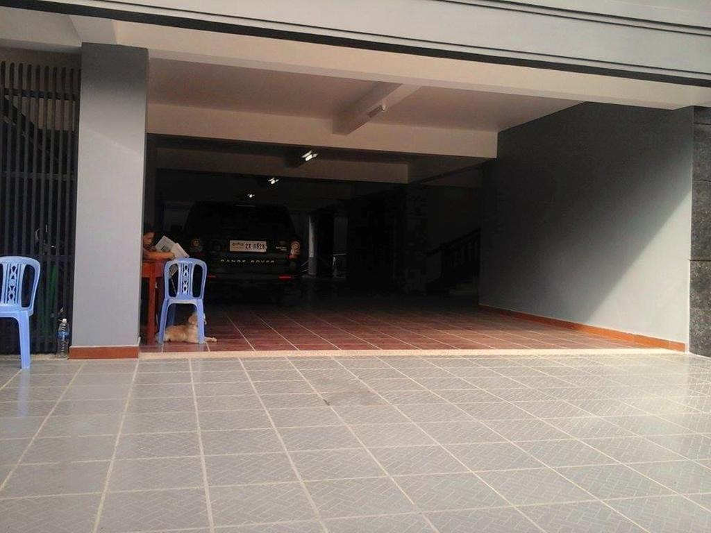 Tan Tower Hotel Phnom Penh Esterno foto