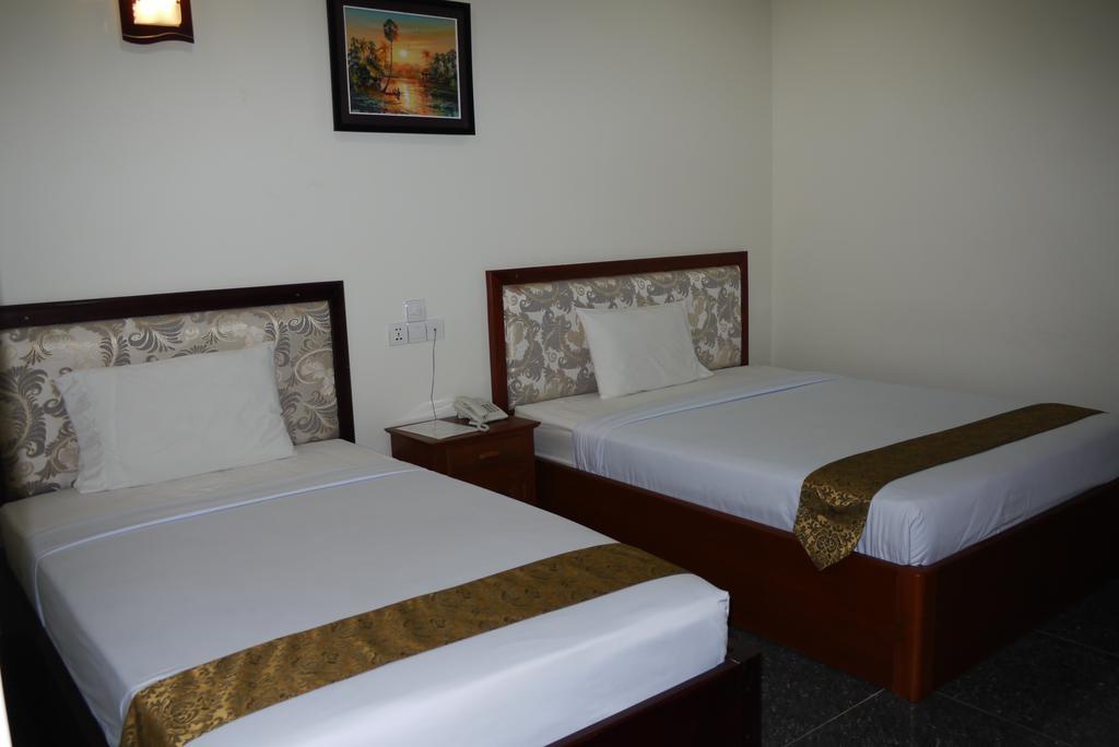 Tan Tower Hotel Phnom Penh Esterno foto