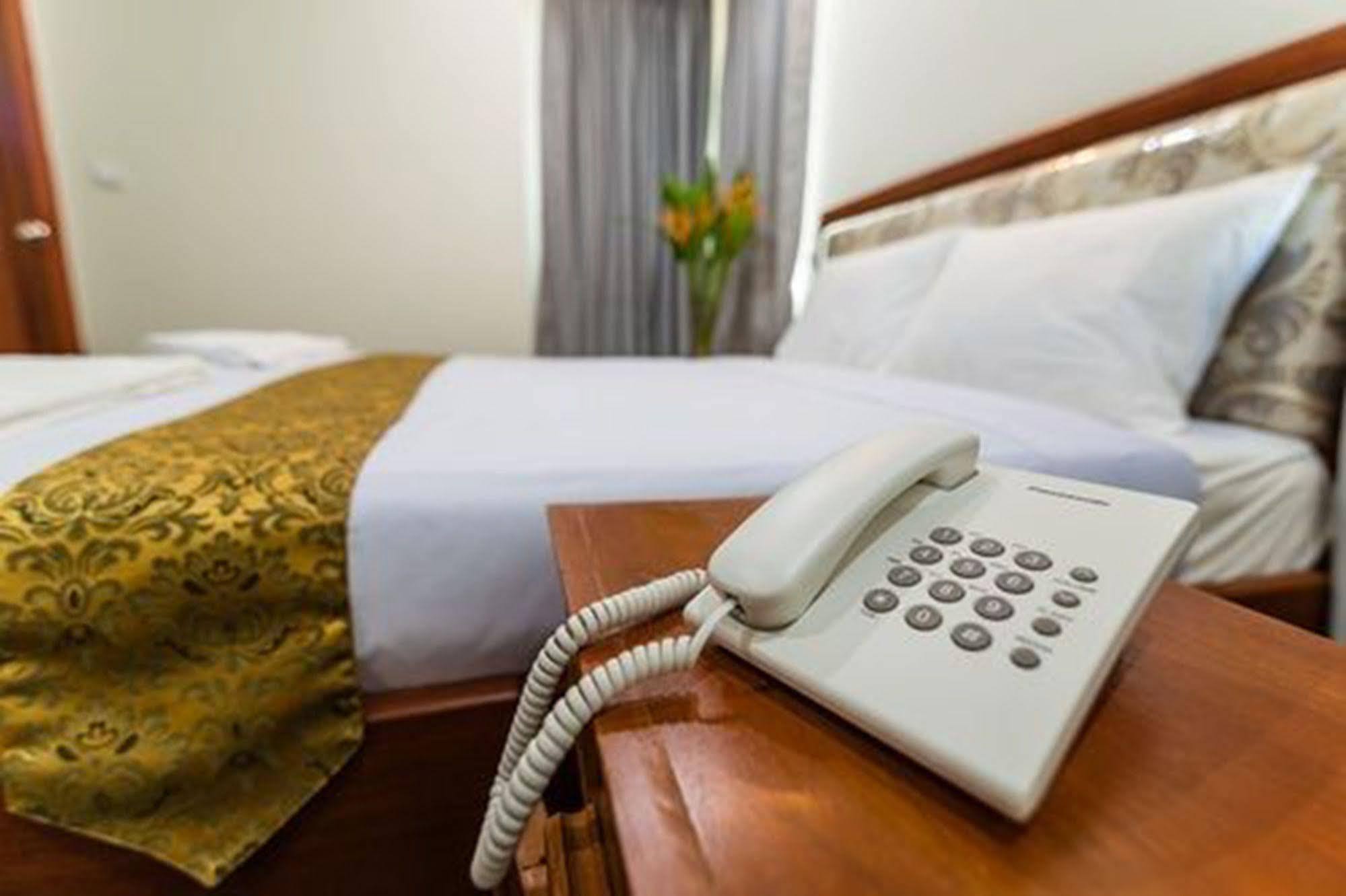 Tan Tower Hotel Phnom Penh Esterno foto